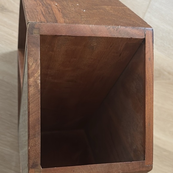 Hexagonal Wooden Wall Shelf - Picture 4 of 4